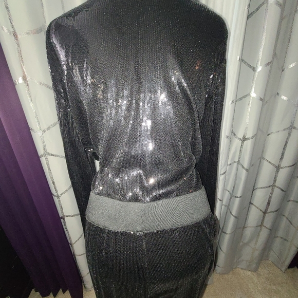 Sequin jumpsuit - Picture 7 of 11